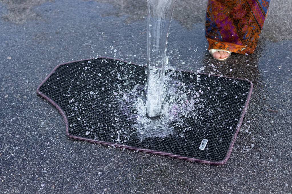 5 Expert Tips for Choosing the Best Car Mat for Rainy Weather